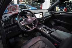 فولكسفاغن أطلس كروس سبورت